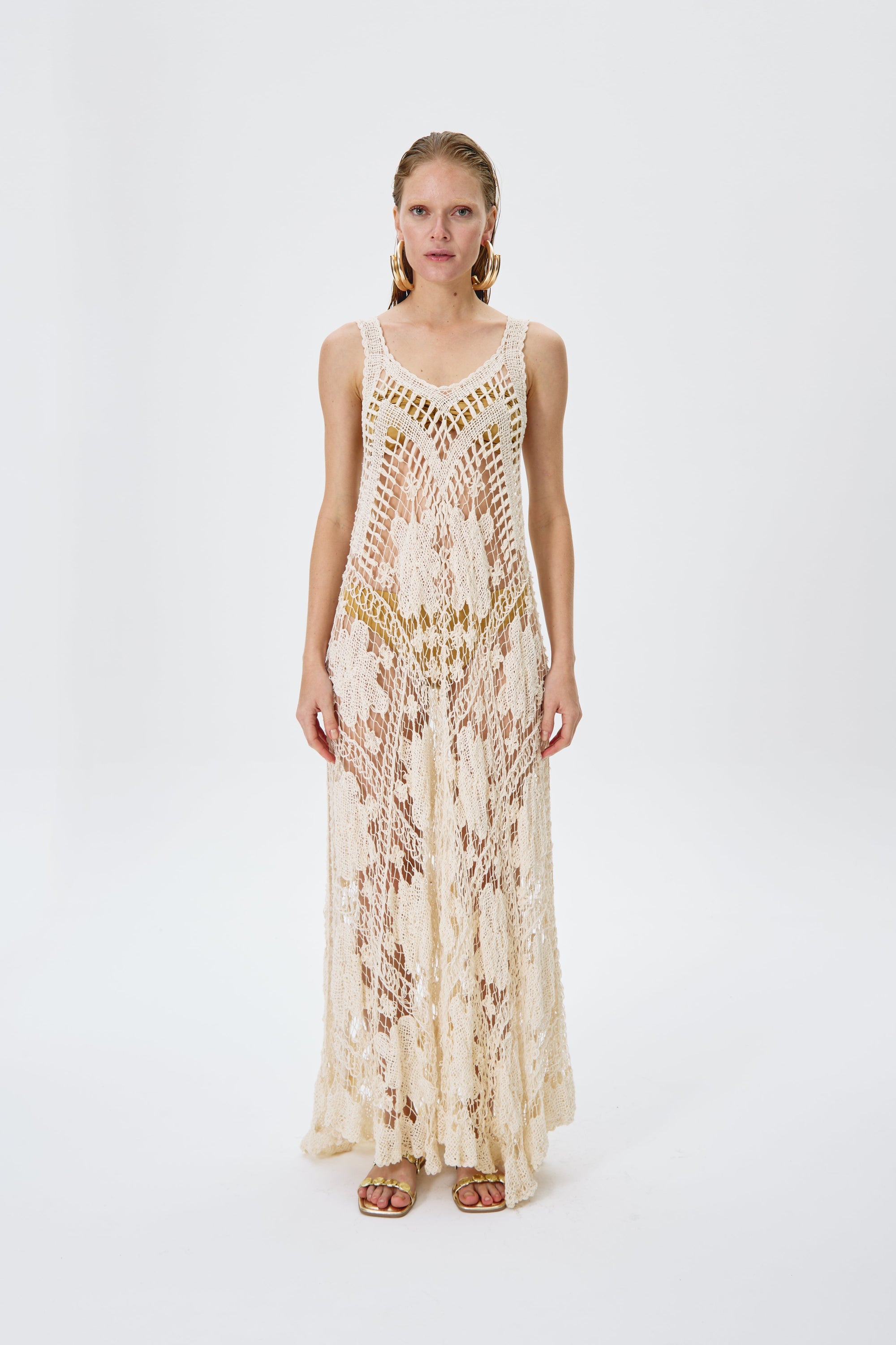 Vestido em Renda Filé Creme