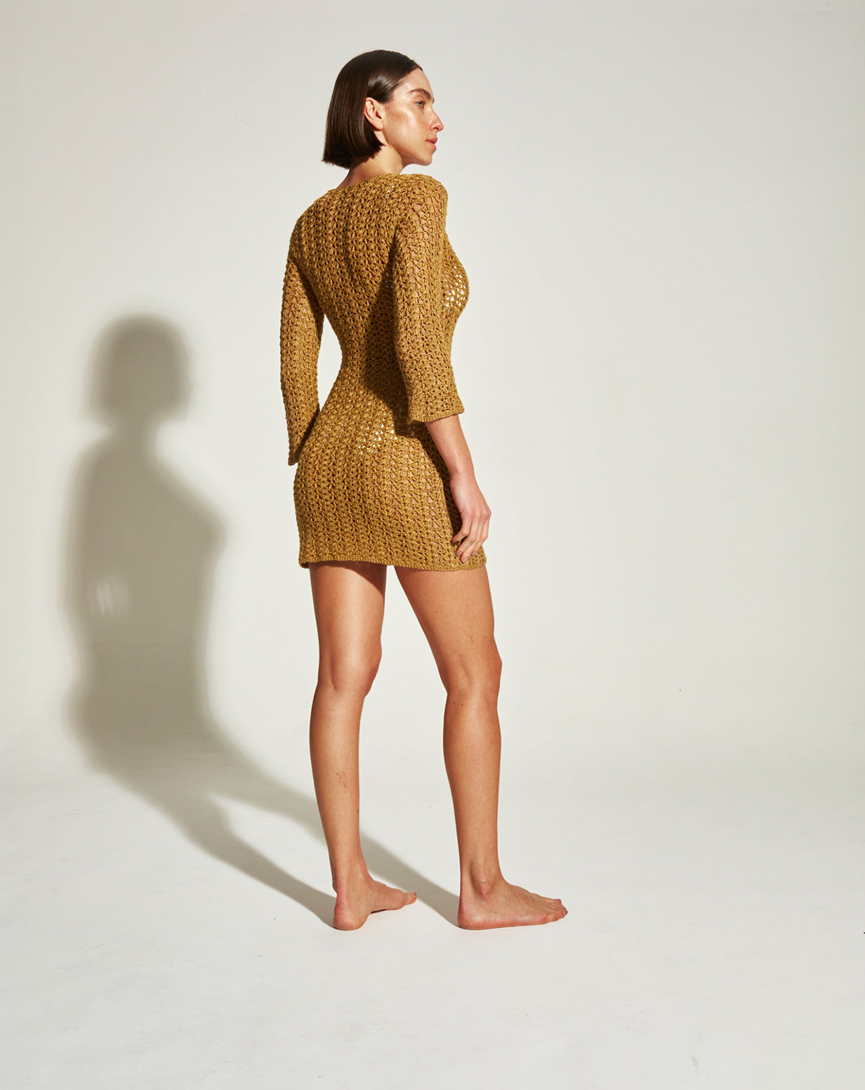 Vestido em Crochê Luna Curto Gold
