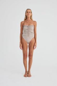Body Isla Cinza